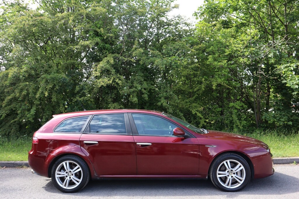Alfa Romeo 159 2.4 Jtdm Lusso Red #2