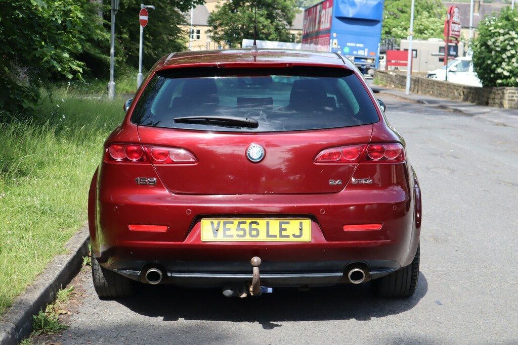 Alfa Romeo 159 2.4 Jtdm Lusso Red #4