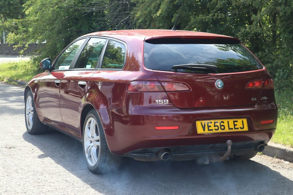 Alfa Romeo 159 2.4 Jtdm Lusso Red #5