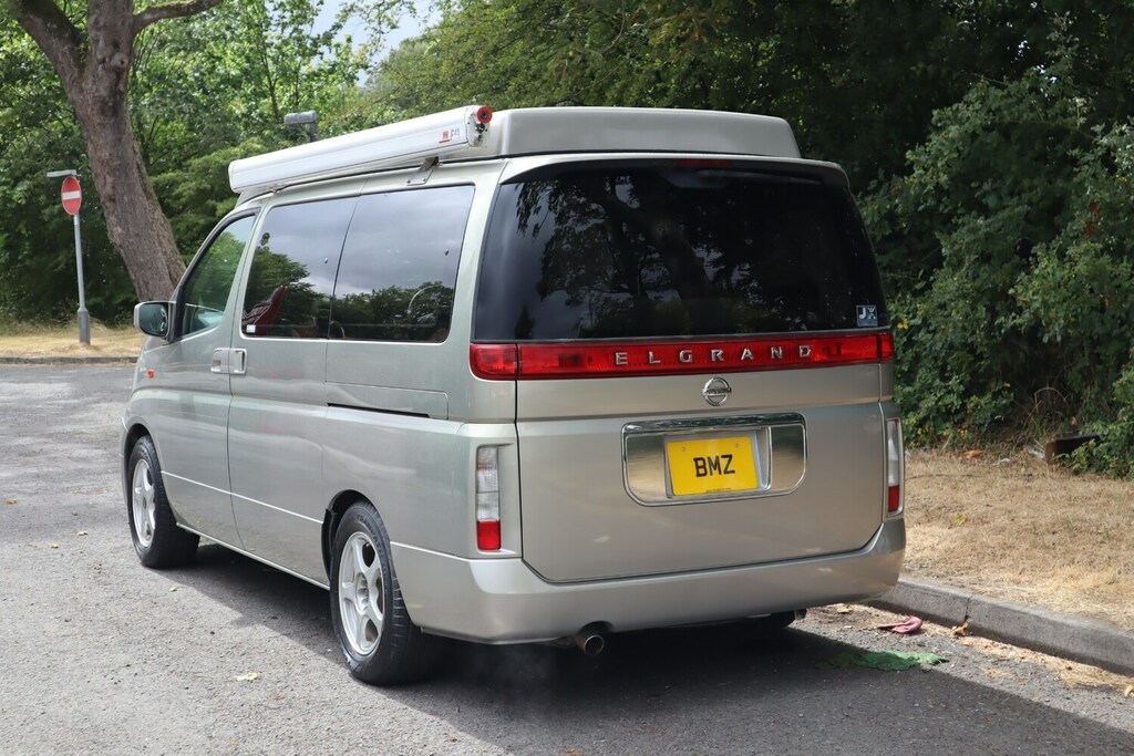 Nissan Elgrand Highway Star Fresh Import Bimta Cert 3.5 White #9
