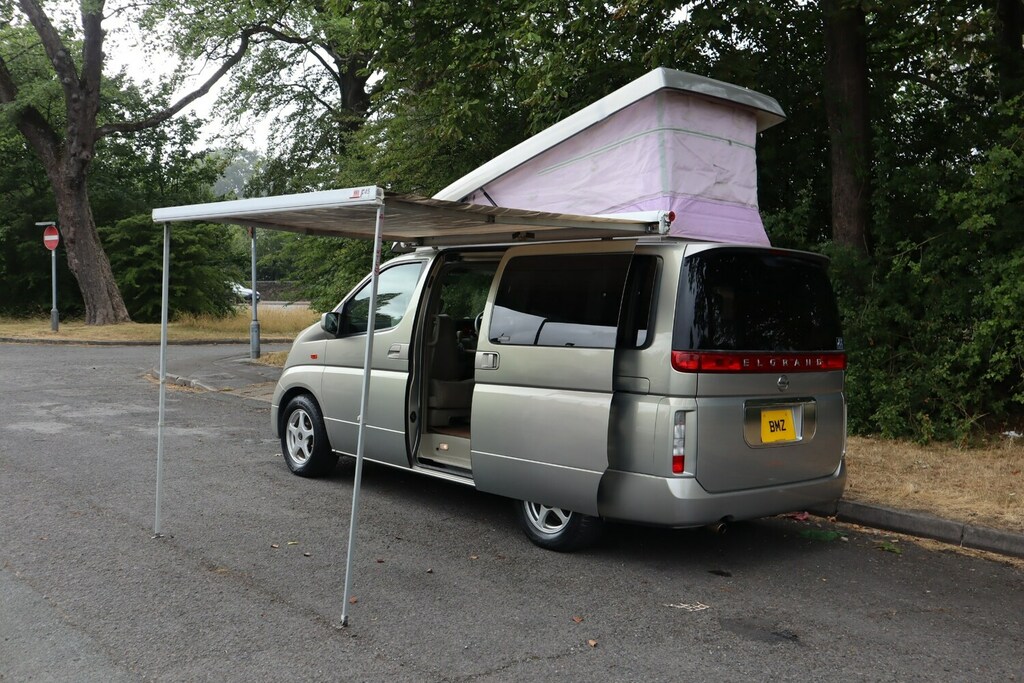 Nissan Elgrand Highway Star Fresh Import Bimta Cert 3.5 White #37