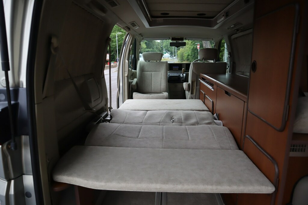 Nissan Elgrand Highway Star Fresh Import Bimta Cert 3.5 White #39