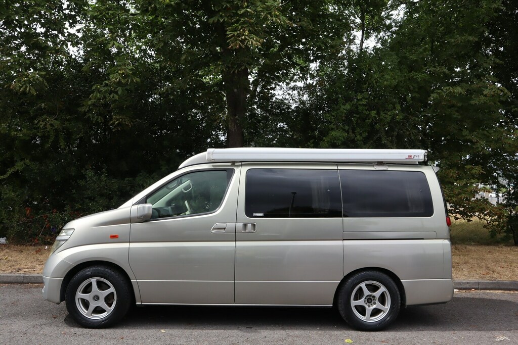 Nissan Elgrand Highway Star Fresh Import Bimta Cert 3.5 White #10