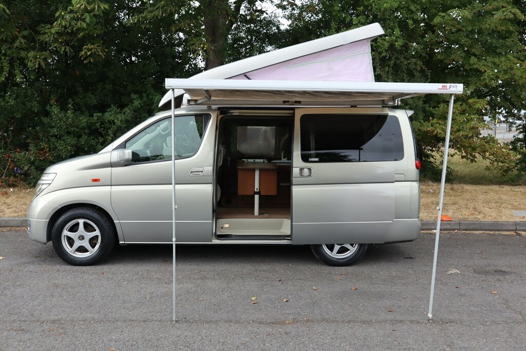Nissan Elgrand Highway Star Fresh Import Bimta Cert 3.5 White #36