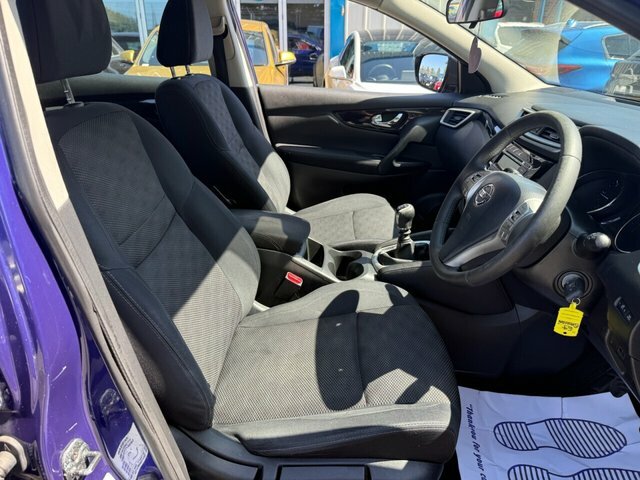 Nissan Qashqai Hatchback #13
