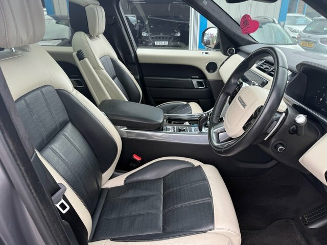 Land Rover Range Rover Sport D300 Dynamic Se Red #14