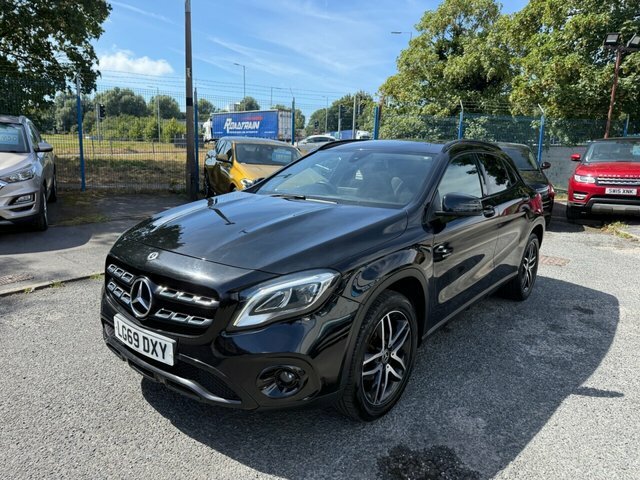 Mercedes-Benz GLA Class 2019 1.6 Gla180 Urban Edition Suv Manua Black #6