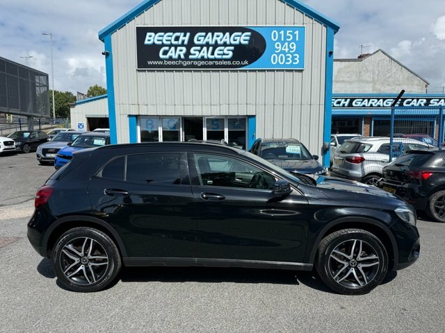 Mercedes-Benz GLA Class 2019 1.6 Gla180 Urban Edition Suv Manua Black