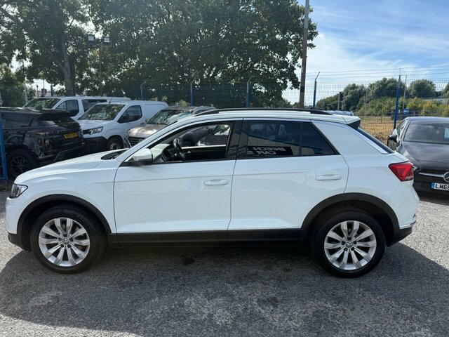 Volkswagen T-Roc 2018 1.0 Tsi Se Suv Euro 6 Ss White #6