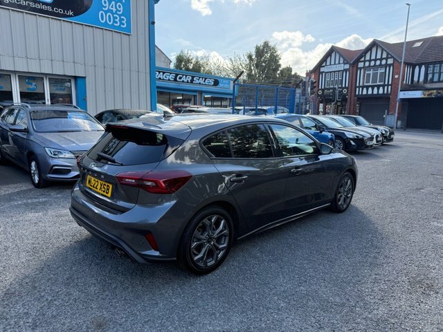 Ford Focus Focus Titanium X 1.0L Ecoboost 125Ps Mhev F Black #3