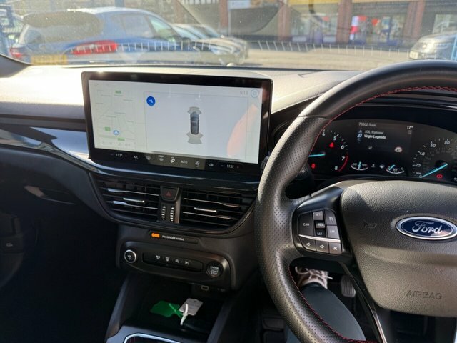 Ford Focus Focus Titanium X 1.0L Ecoboost 125Ps Mhev F Black #17