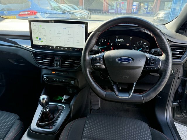 Ford Focus Focus Titanium X 1.0L Ecoboost 125Ps Mhev F Black #15