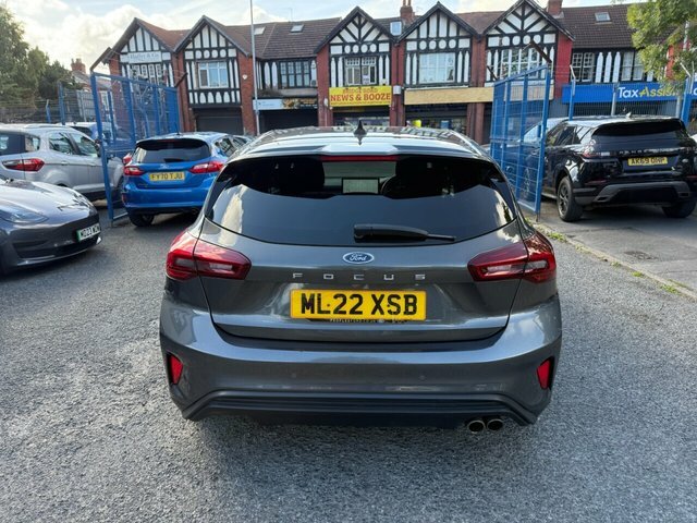 Ford Focus Focus Titanium X 1.0L Ecoboost 125Ps Mhev F Black #4
