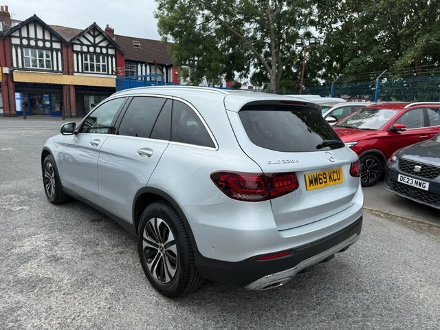 Mercedes-Benz GLC Class 2019 2.0 Glc220d Sport Suv G-tronic 4M Silver #5