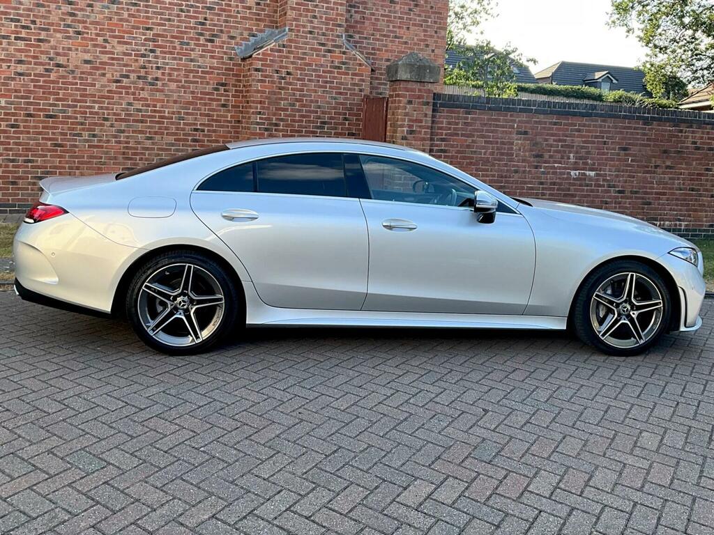 Mercedes-Benz CLS Saloon 2.0 Cls300d Amg Line Coupe G-tronic Euro 6 Silver