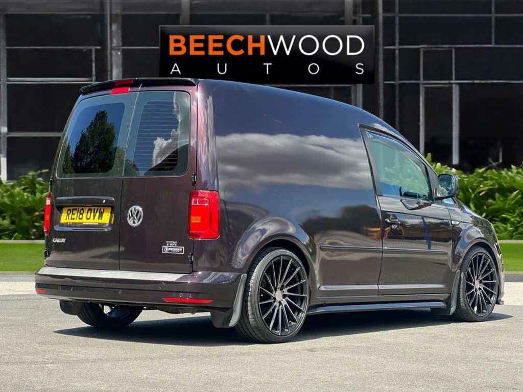 Volkswagen Caddy 2018 2.0 Tdi C20 Bluemotion Tech Highline Panel Va Purple #5
