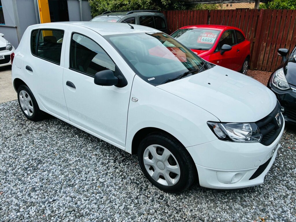 Dacia Sandero 0.9 Tce Laureate Hatchback Euro Red #11