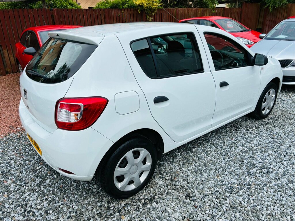 Dacia Sandero 0.9 Tce Laureate Hatchback Euro Red #29