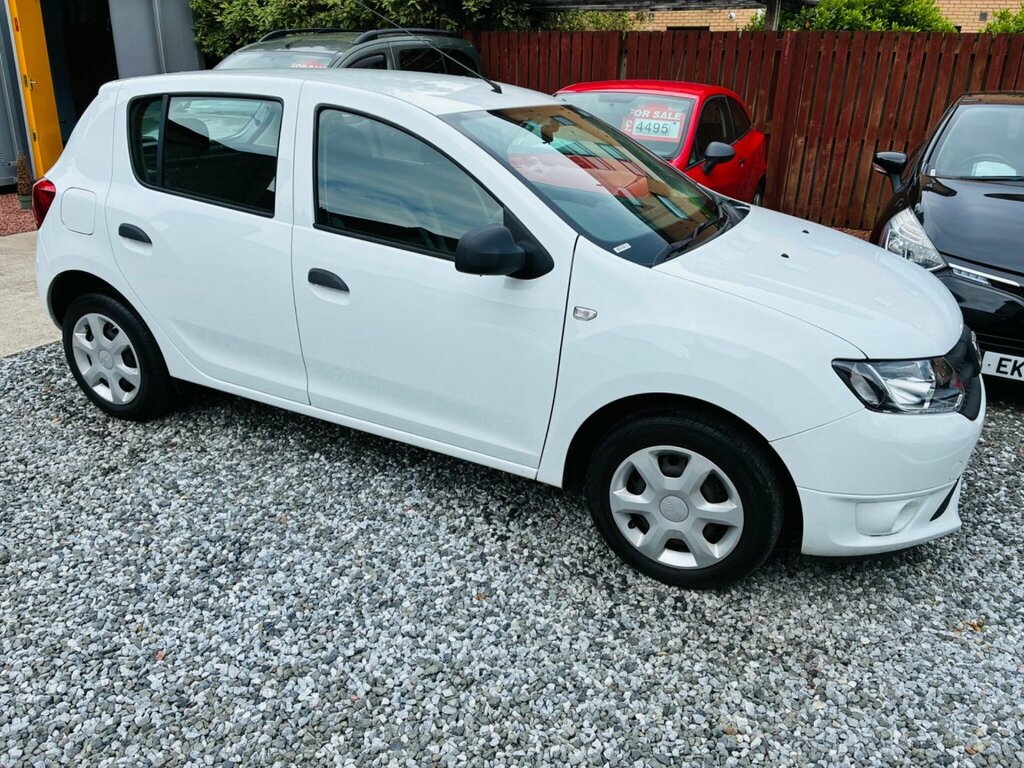 Dacia Sandero 0.9 Tce Laureate Hatchback Euro Red #12