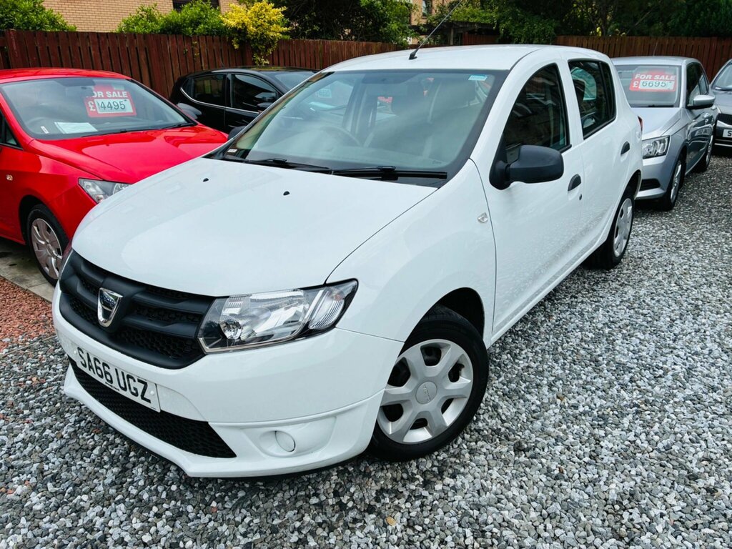 Dacia Sandero 0.9 Tce Laureate Hatchback Euro Red #13
