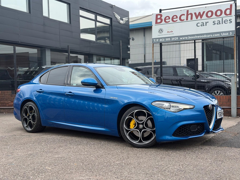 Alfa Romeo Giulia 2.0T Veloce Euro 6 Ss YG69WWL Blue