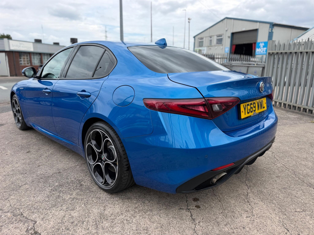 Alfa Romeo Giulia 2.0T Veloce Euro 6 Ss YG69WWL Blue #4