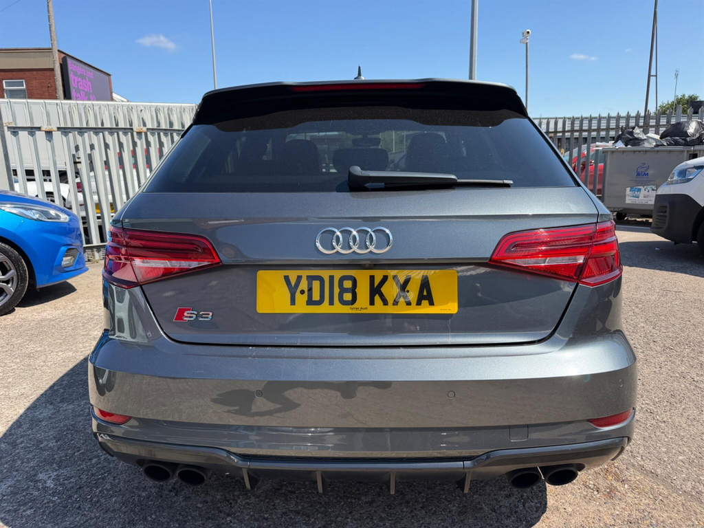 Audi S3 2.0 Tfsi Black Edition Sportback S Tronic Quattro Grey #5