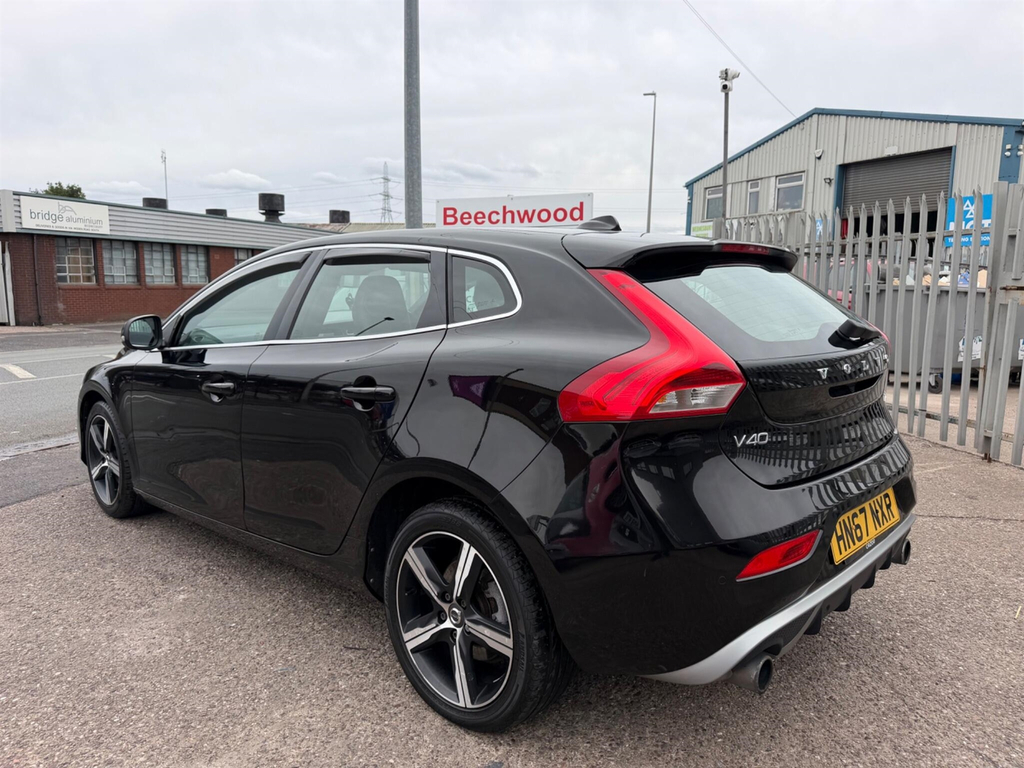 Volvo V40 2.0 T2 R-design Nav Plus Euro 6 Ss HN67NXR Black #5