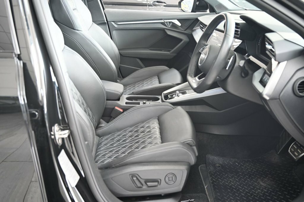 Audi S3 2.0 Tfsi Black Edition Sportback S Tron Black #15