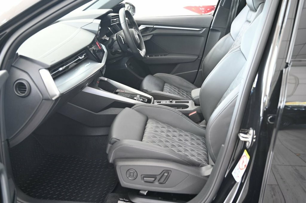 Audi S3 2.0 Tfsi Black Edition Sportback S Tron Black #12