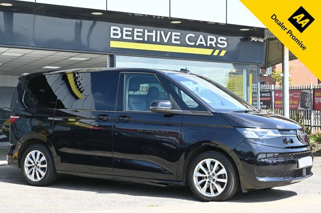 Volkswagen Multivan 1.4L Life Black