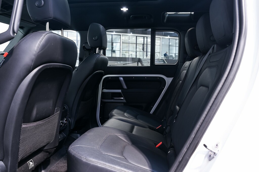 Land Rover Defender 110 3.0 D250 X-dynamic Se 110 Grey #17