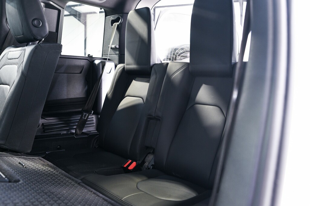 Land Rover Defender 110 3.0 D250 X-dynamic Se 110 Grey #19