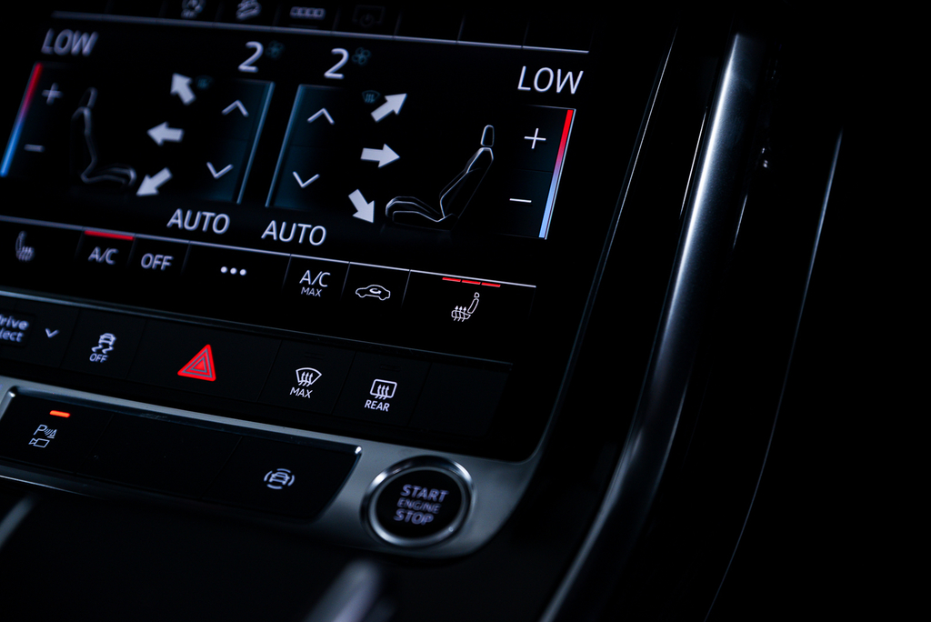 Audi Q7 3.0 Tdi V6 50 Black Edition Tiptronic Quattro Euro Blue #20