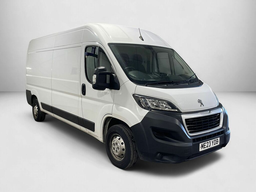 Peugeot Boxer Bluehdi 335 Professional Premium ME23YDB White #2