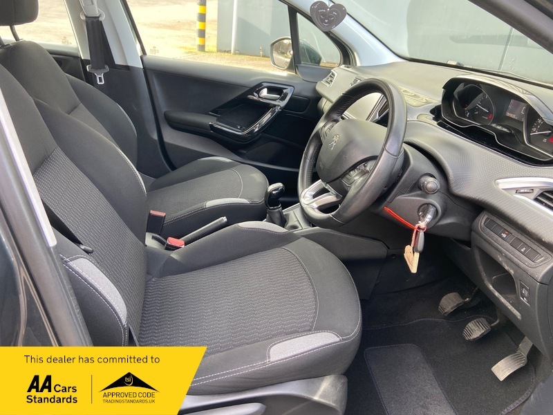 Peugeot 208 1.0 Vti Puretech Active Euro 5 Silver #11