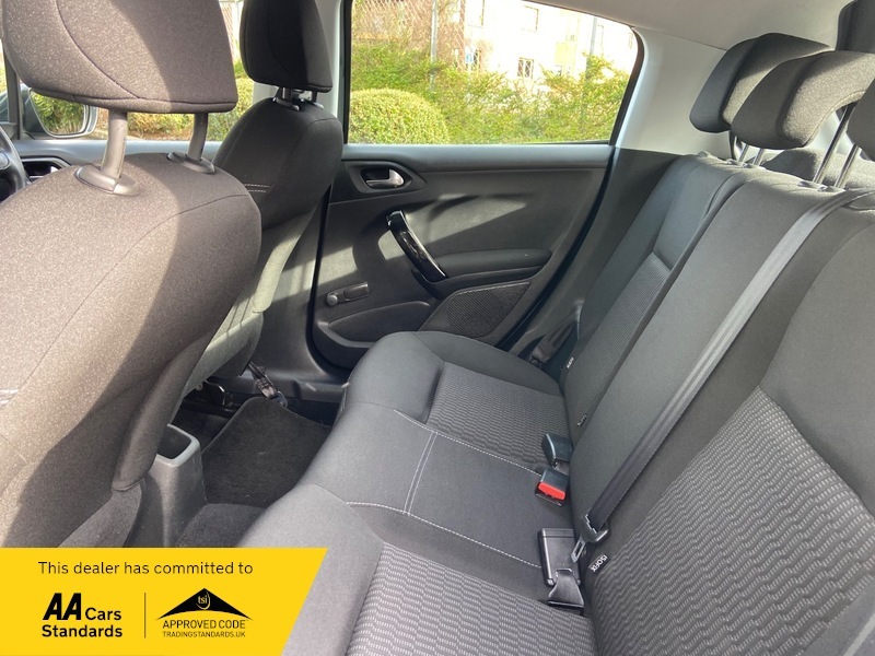 Peugeot 208 1.0 Vti Puretech Active Euro 5 Silver #16