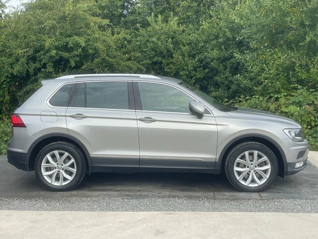 Volkswagen Tiguan Se Navigation White #3