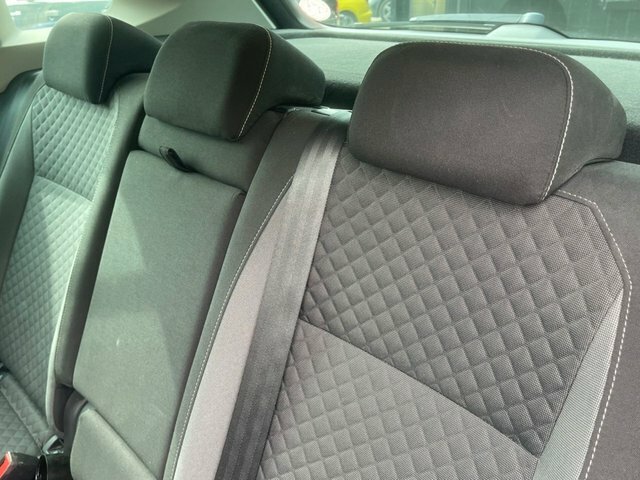 Volkswagen Tiguan Se Navigation White #14