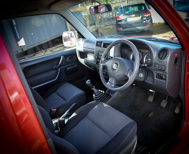 Suzuki Jimny Estate Jlx 200505 Beige #10