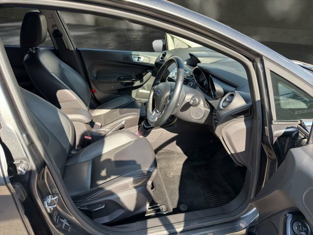 Ford Fiesta 1.0T Ecoboost Titanium Hatchback OY17FNS Grey #2