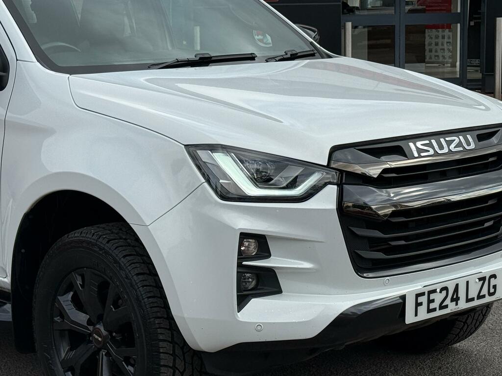 Isuzu D-Max 1.9 Td V-cross Pickup Double Cab 4 FE24LZG White #6
