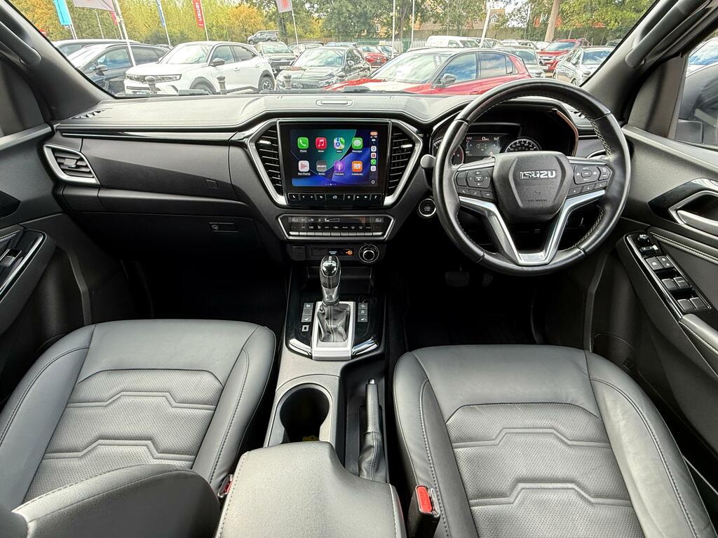 Isuzu D-Max 1.9 Td V-cross Pickup Double Cab 4 FE24LZG White #2
