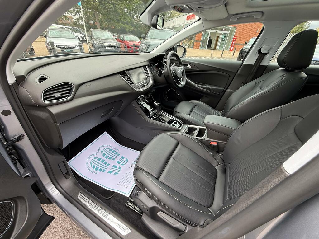 Vauxhall Grandland X Sri Nav Black #9