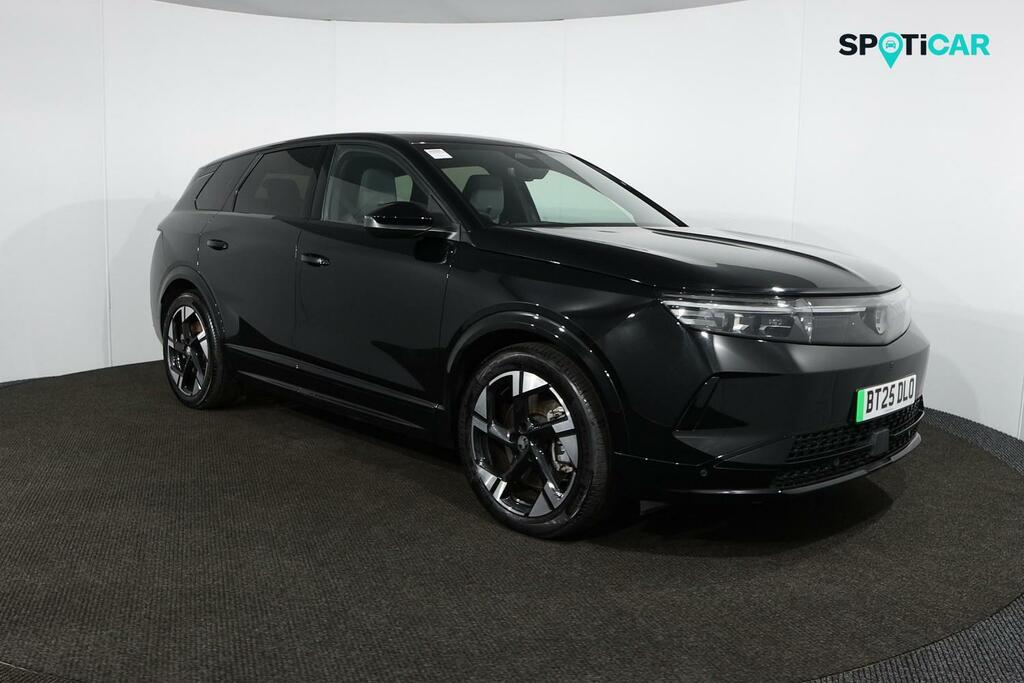 Vauxhall Grandland 73Kwh Ultimate Suv 213 Ps Black