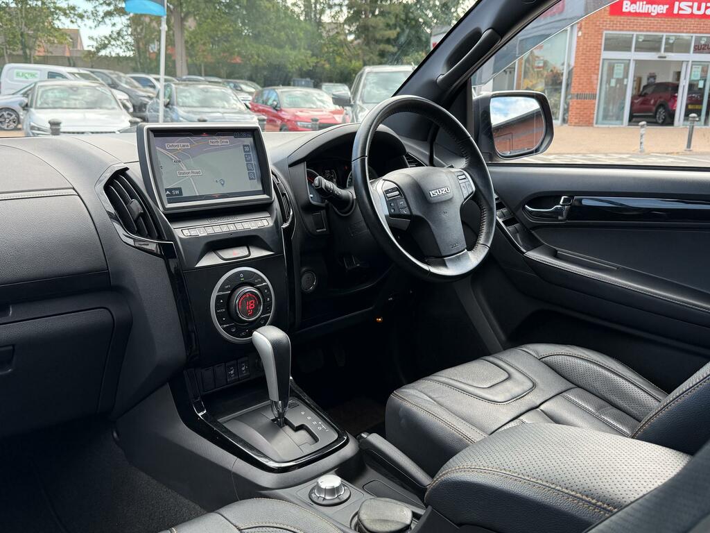 Isuzu D-Max 1.9 Td Blade Pickup Double Cab 4Wd HJ68EUO Red #2