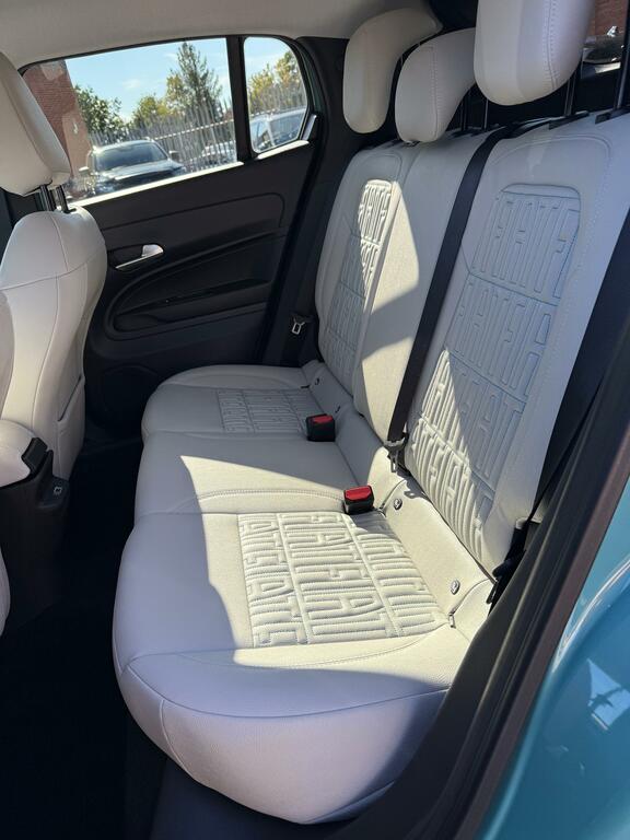 Fiat 600e Fiat 600 La Prima Beige #22