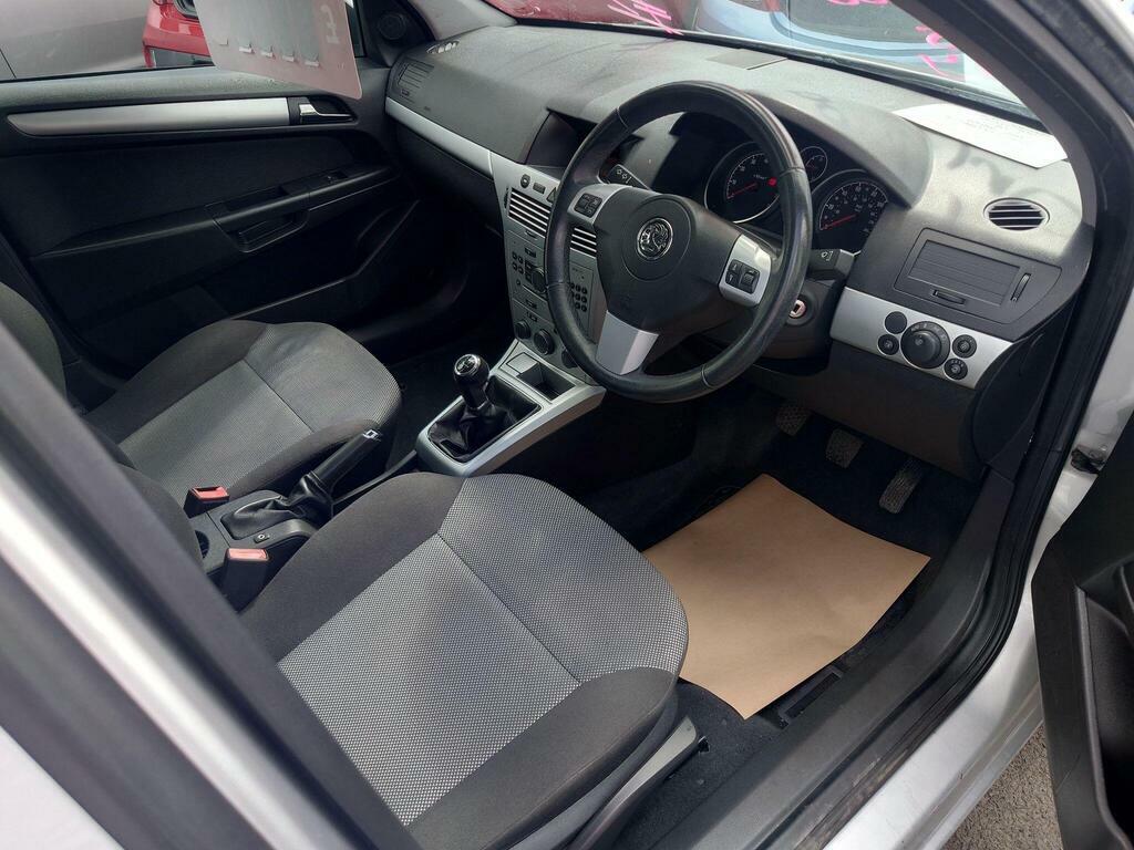 Vauxhall Astra 1.4I 16V Active Silver #5