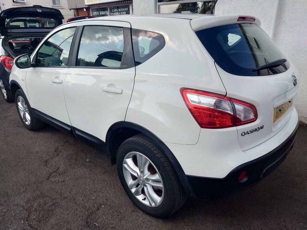 Nissan Qashqai 1.6 Acenta 2Wd Euro 5 S S BN62SFX White #2