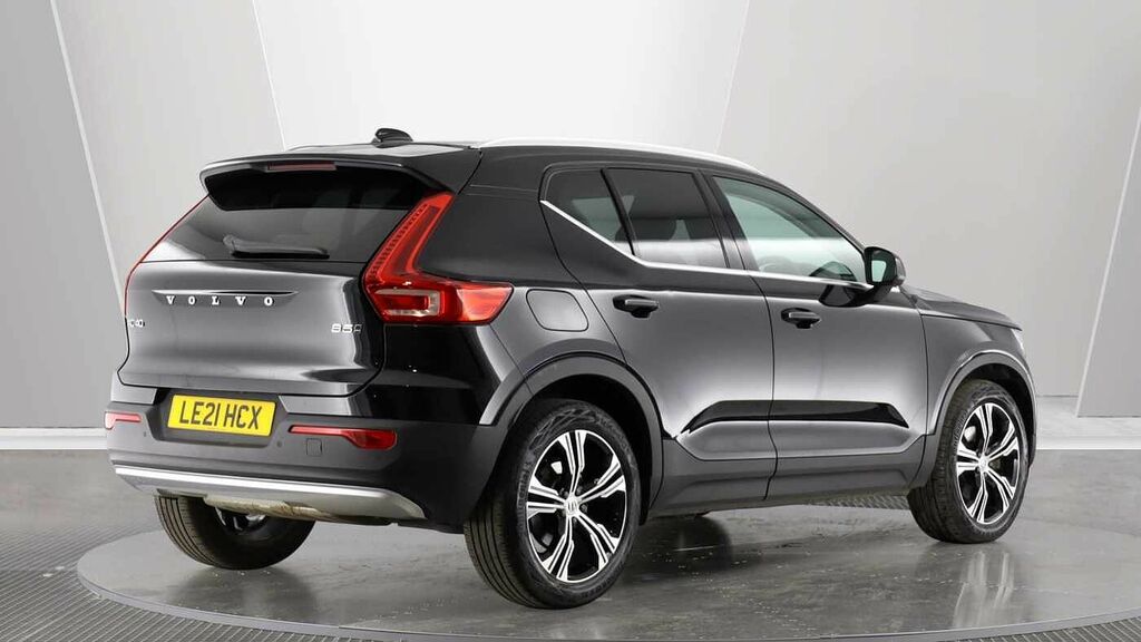 Volvo XC40 Inscription Pro, B5 Awd Mild Hybrid Premium Sound LE21HCX Black #2